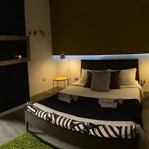 Minihomecatania 3*, Aeroporto di Catania Fontana Rossa Italia