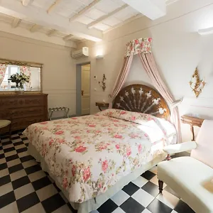 *** Couette-café Corte Dei Neri Residenza D'epoca Italie